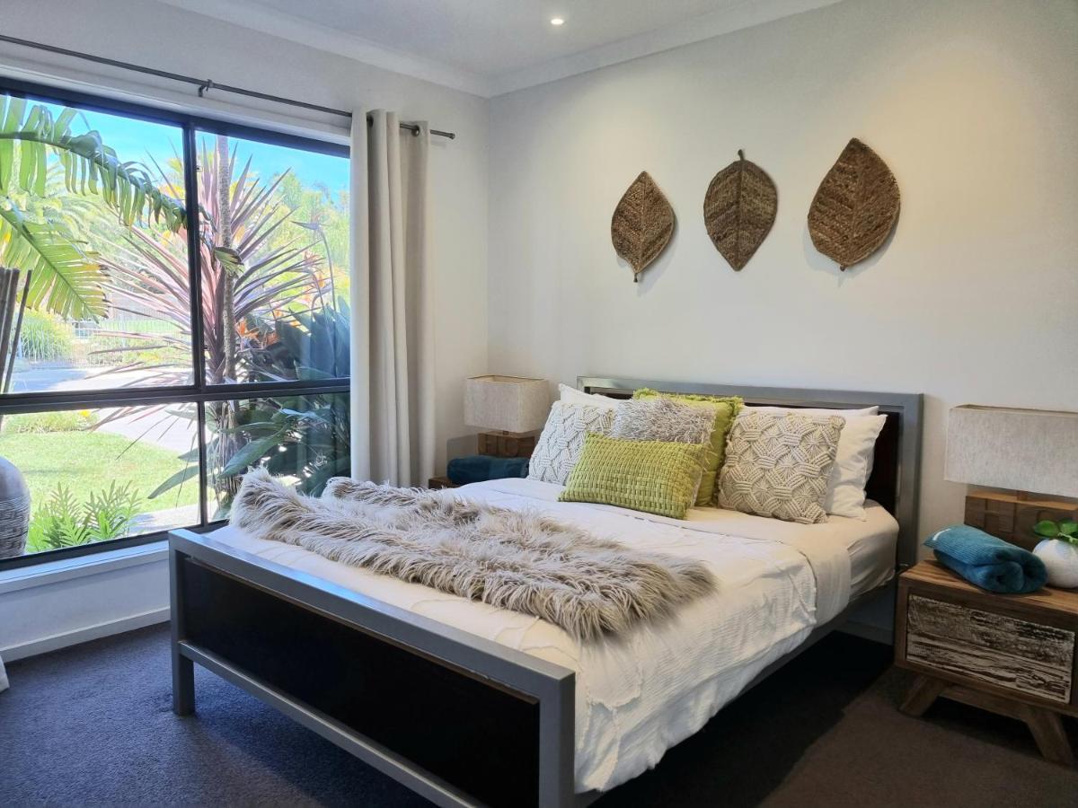 Island Cove Villas 카우즈 외부 사진