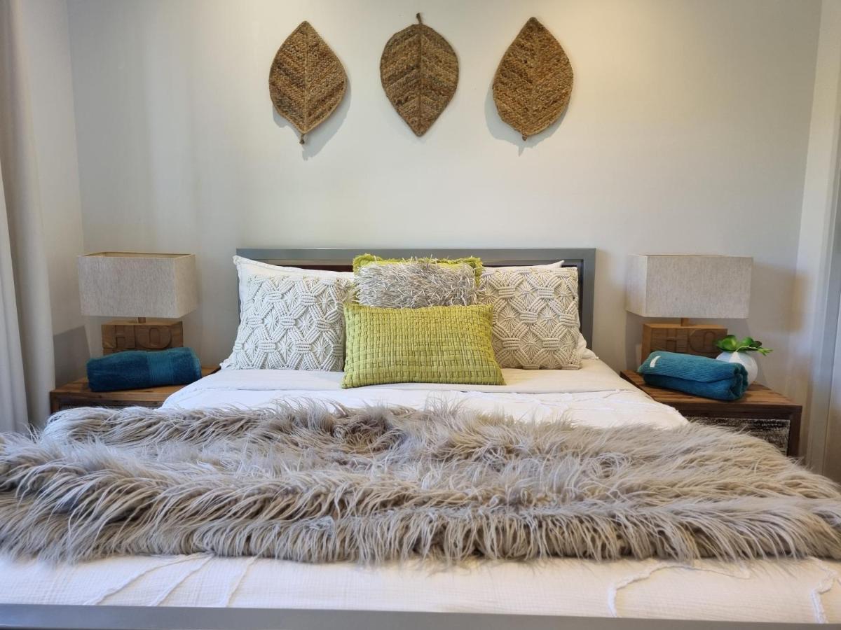 Island Cove Villas 카우즈 외부 사진